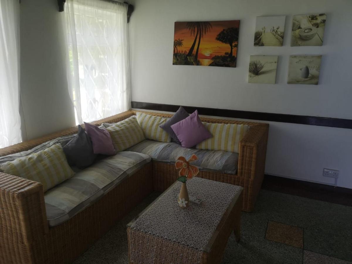 Villa Karel Mauritius Beach House Riambel ภายนอก รูปภาพ