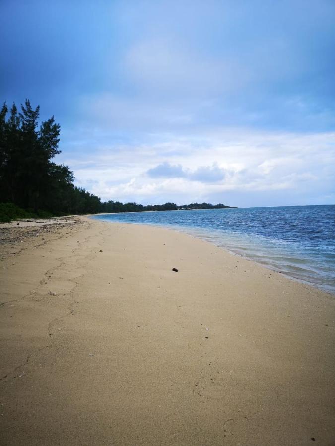 Villa Karel Mauritius Beach House Riambel ภายนอก รูปภาพ
