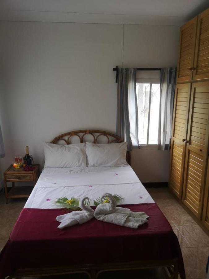 Villa Karel Mauritius Beach House Riambel ภายนอก รูปภาพ