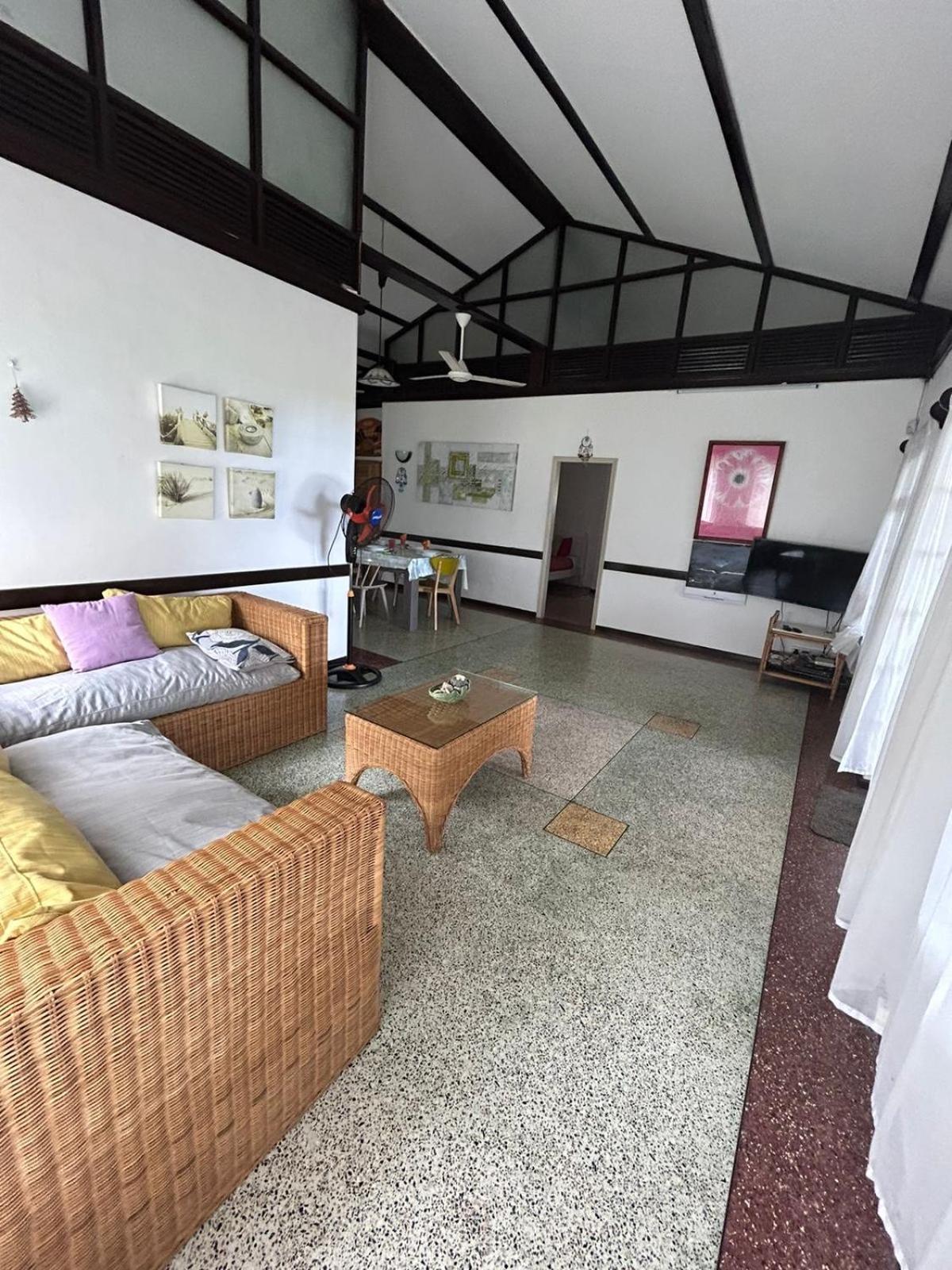 Villa Karel Mauritius Beach House Riambel ภายนอก รูปภาพ